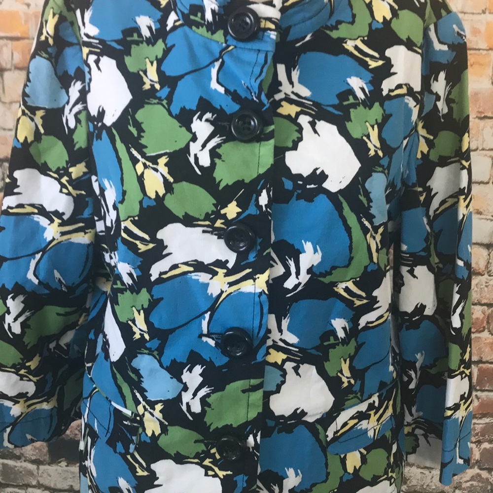 5/$20 Charter Club abstract floral petite coat - Picture 2 of 8